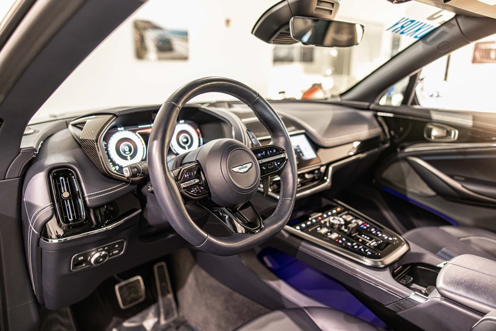 2025 ASTON MARTIN DBX - Image 21