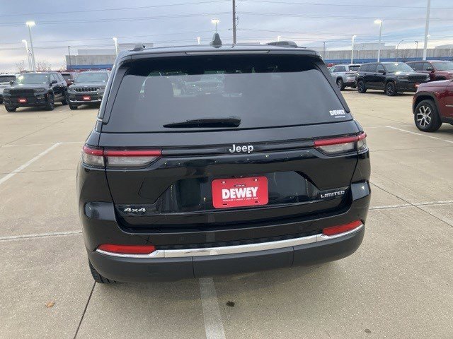 2022 Jeep Grand Cherokee Limited photo 3
