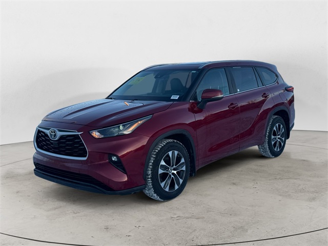2023 Toyota Highlander XLE's photo
