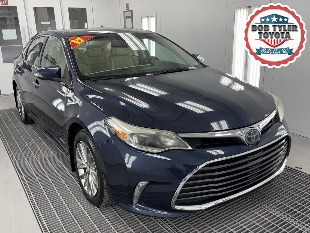 2017 Toyota Avalon Limited's photo