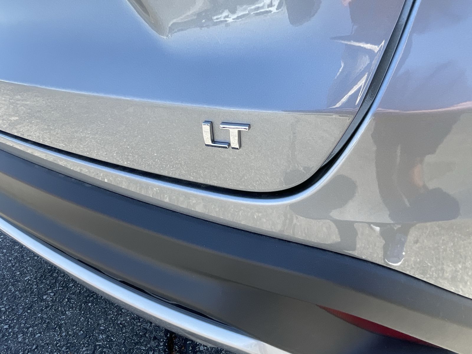 2025 Chevrolet Trax LT photo 26
