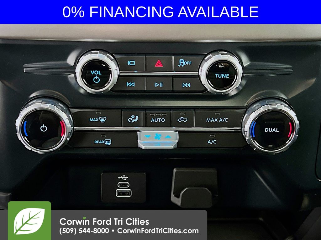 2025 Ford F-150 XLT photo 4