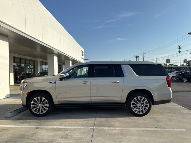 2021 Gmc Yukon XL Denali photo 6