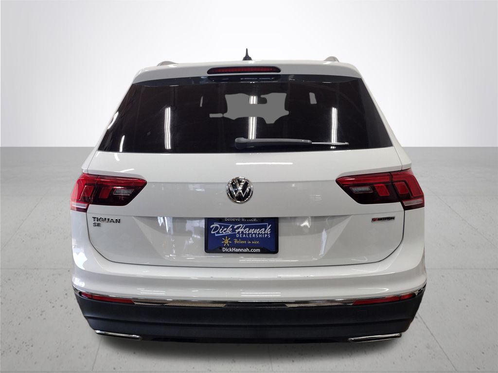 2021 Volkswagen Tiguan R-Line Black SEL photo 11