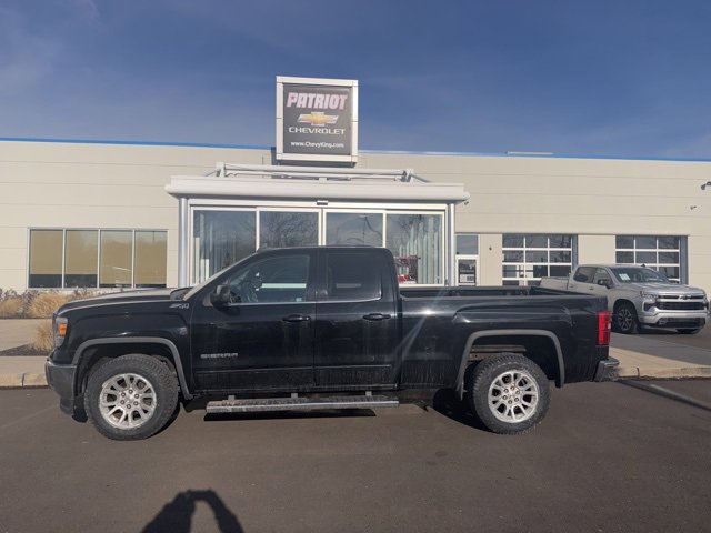 2015 GMC Sierra 1500 SLE's photo