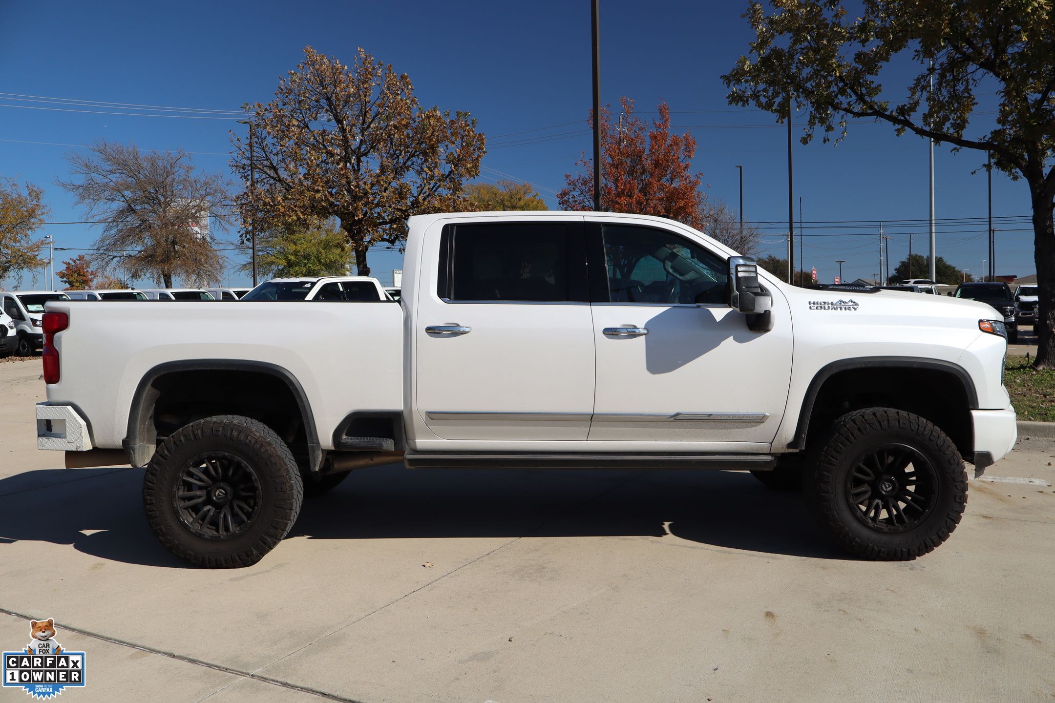 2024 Chevrolet Silverado 2500HD High Country photo 2