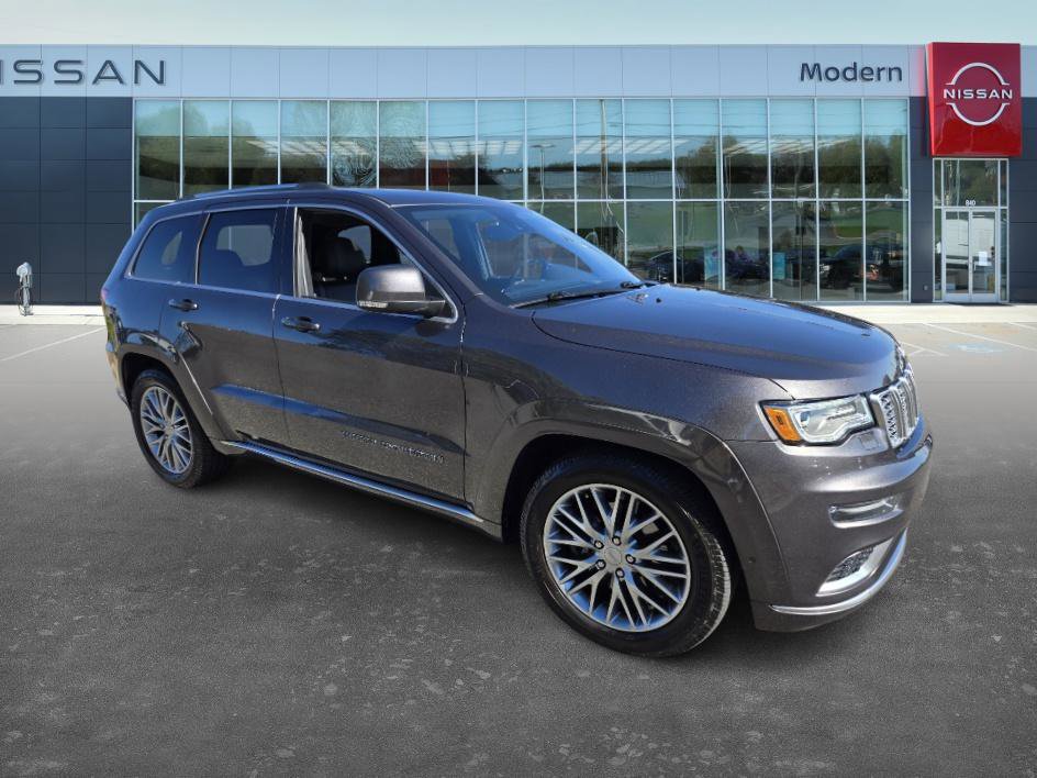 2018 Jeep Grand Cherokee Summit Sport photo 2