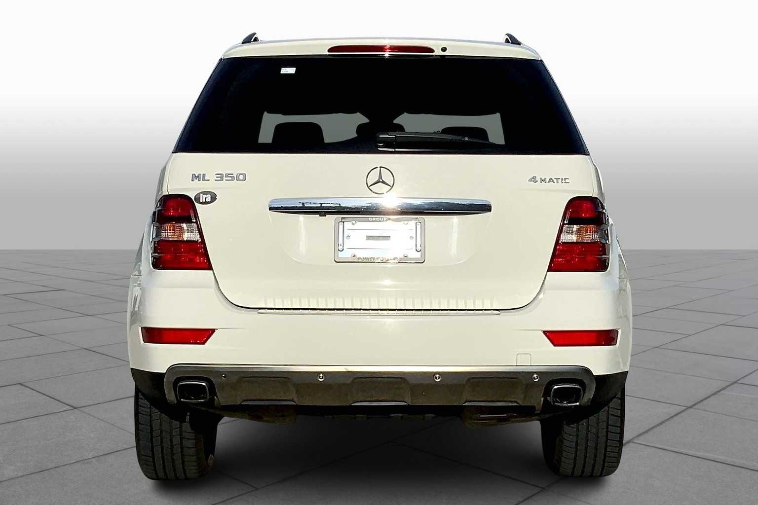 2011 Mercedes Benz ML 350 4MATIC photo 4