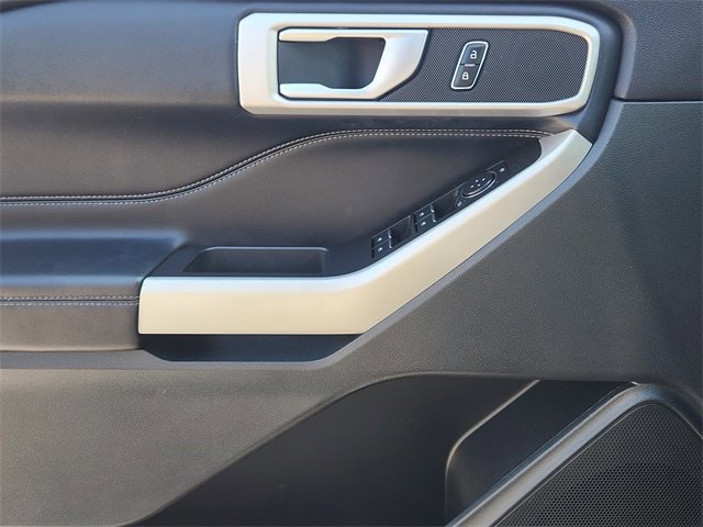 2024 Ford Explorer XLT photo 14