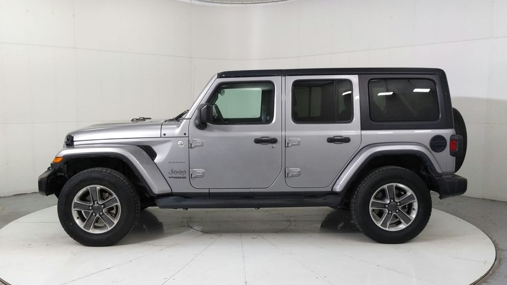 Used 2020 Silver Jeep Unlimited Sahara image 2