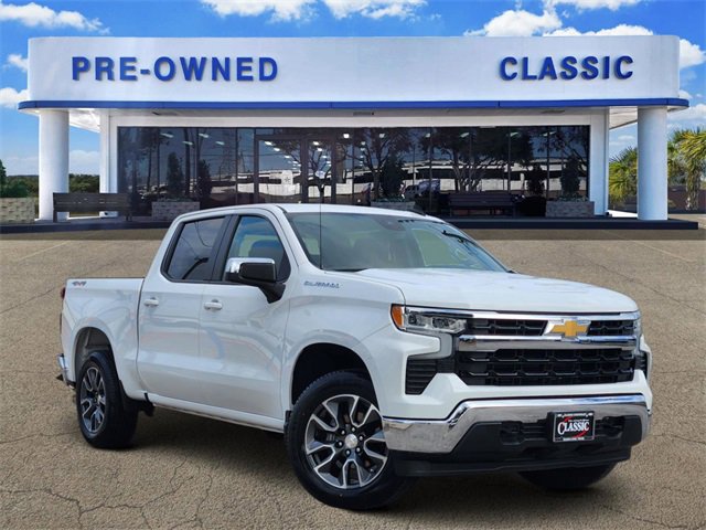 2022 Chevrolet Silverado 1500 LT's photo