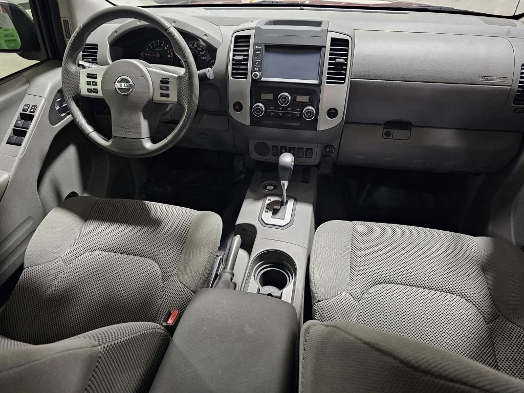 2020 Nissan Frontier SV photo 11