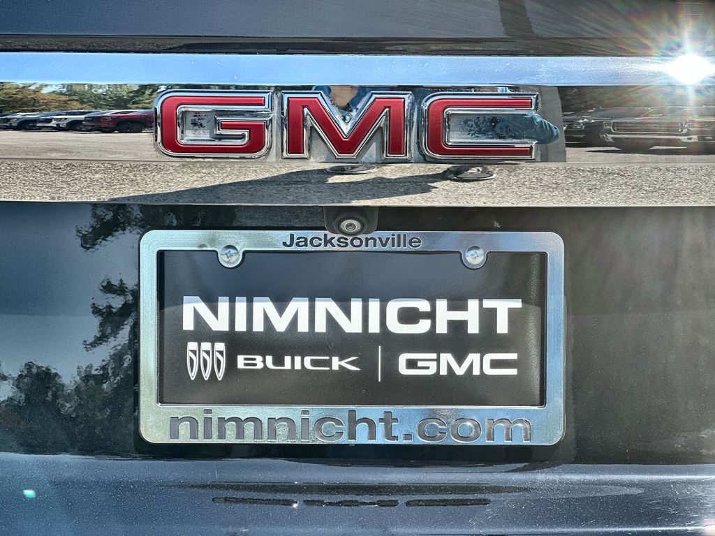 2022 Gmc Yukon SLT photo 32