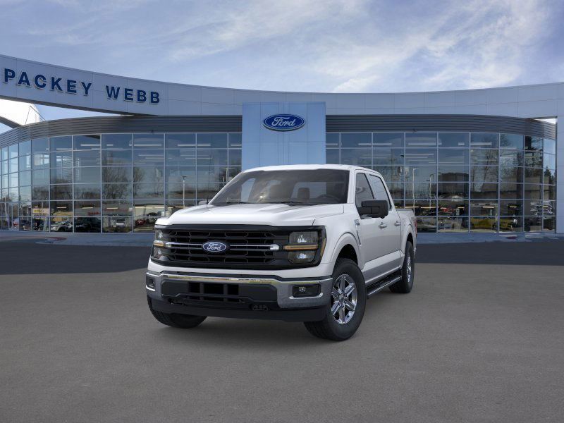 2024 Ford F-150 XLT photo 3