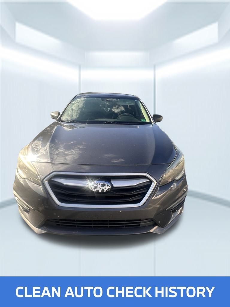 2019 Subaru Legacy 2.5i photo 2