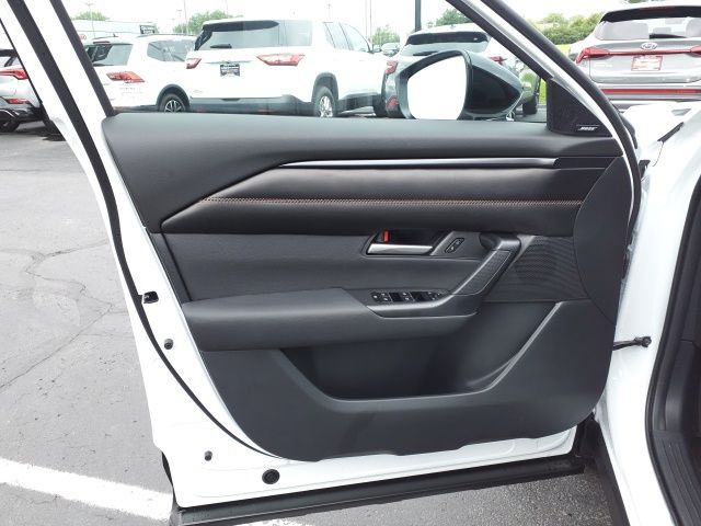 2025 Mazda CX-50 Premium photo 10