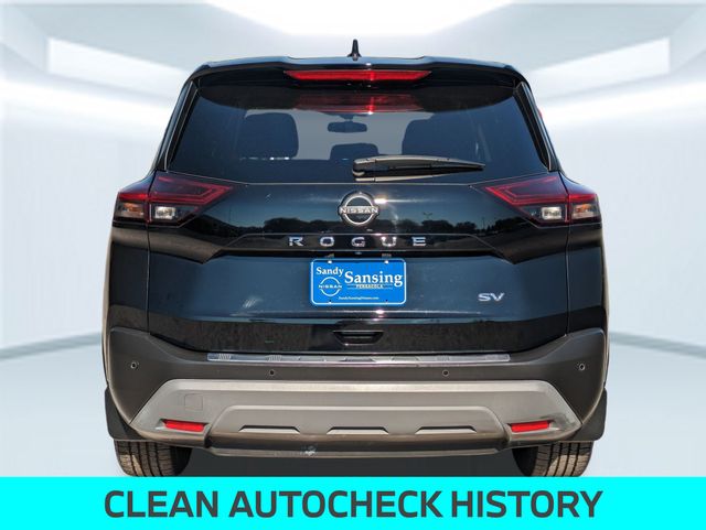 2022 Nissan Rogue SV photo 4