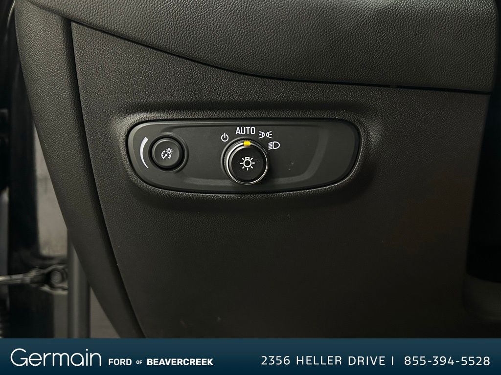 2022 Chevrolet Equinox LT photo 23
