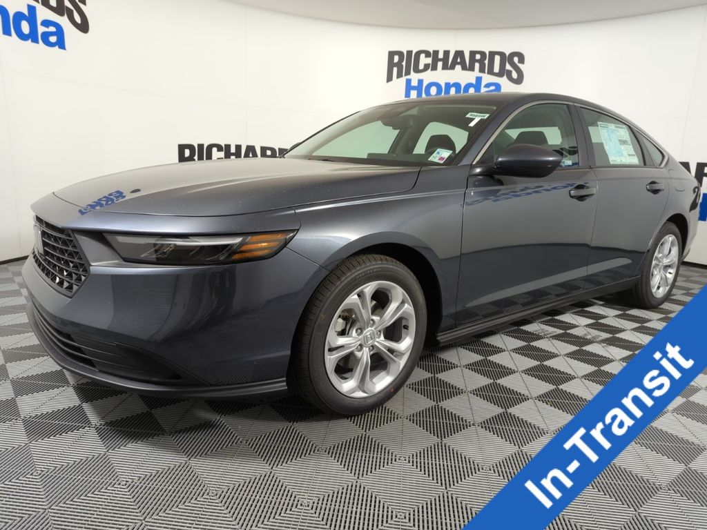 2025 Honda Accord LX's photo