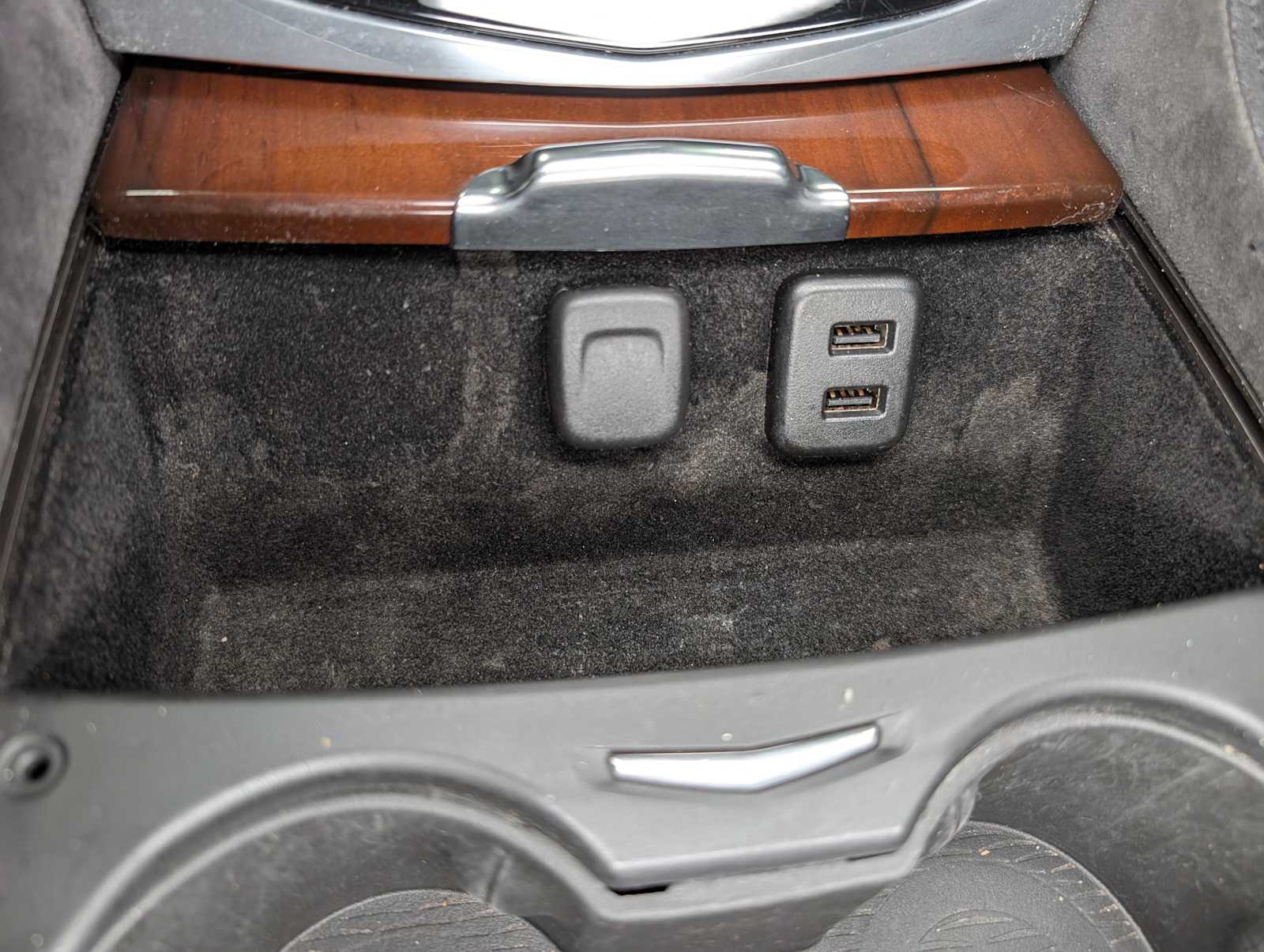 2016 Cadillac Escalade ESV Premium photo 29