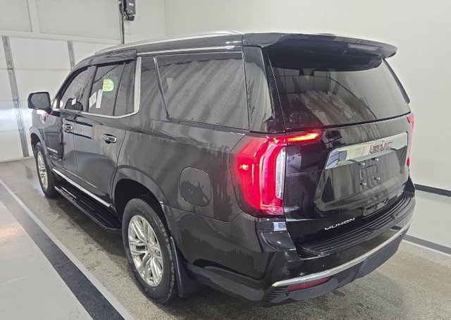 2022 Gmc Yukon SLT photo 2