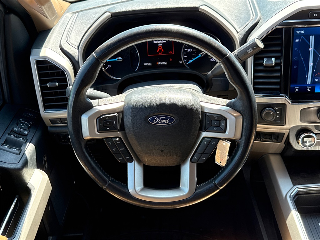 2022 Ford F-350 Lariat photo 22