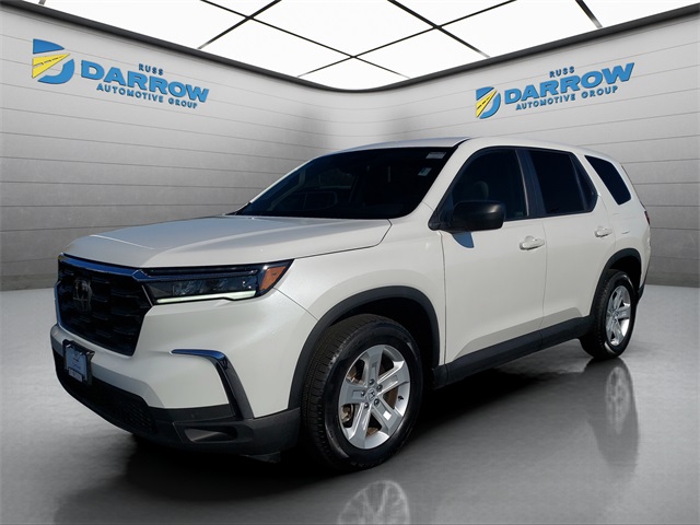 2023 Honda Pilot LX's photo