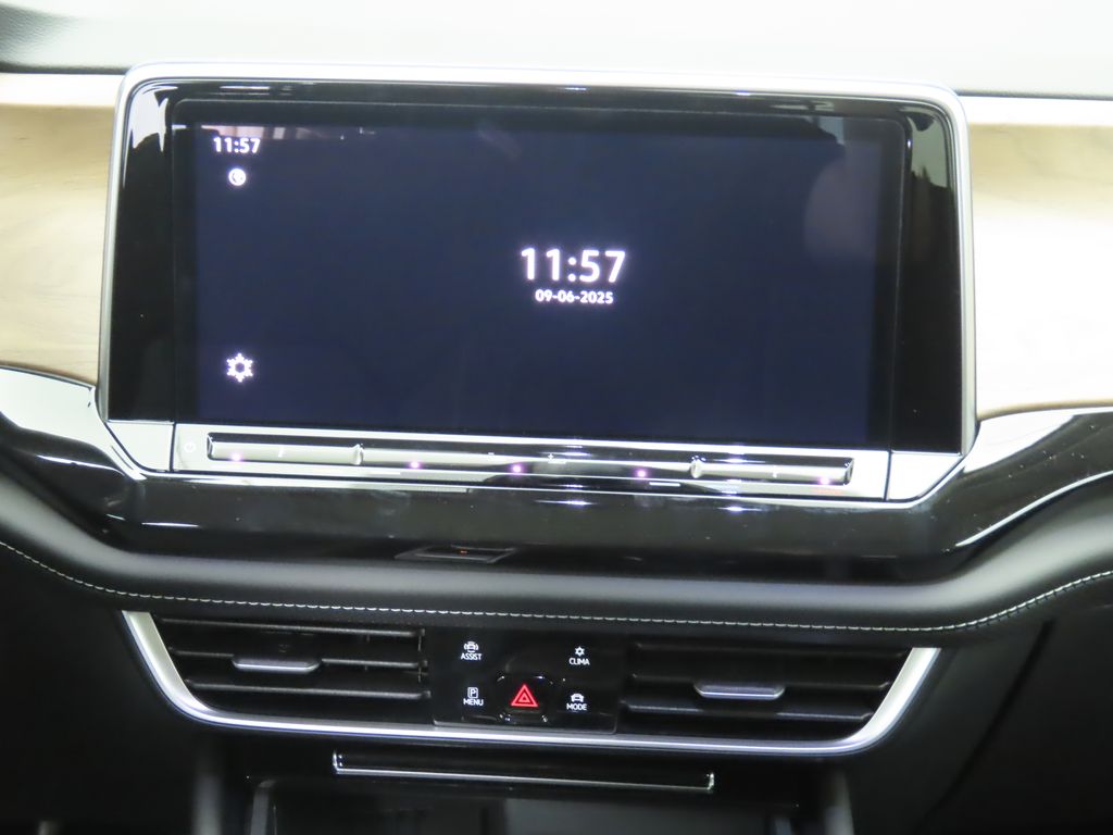 2026 Volkswagen Atlas SE Technology photo 15