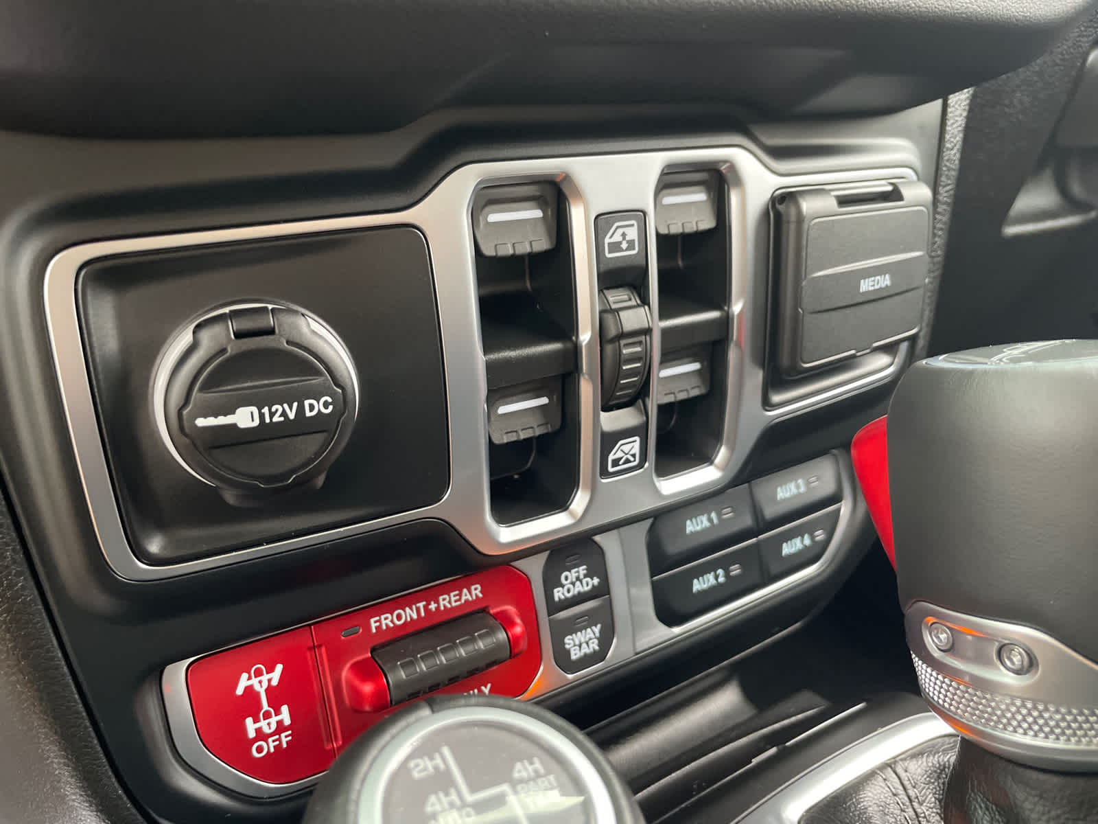 2025 Jeep Gladiator Rubicon photo 27
