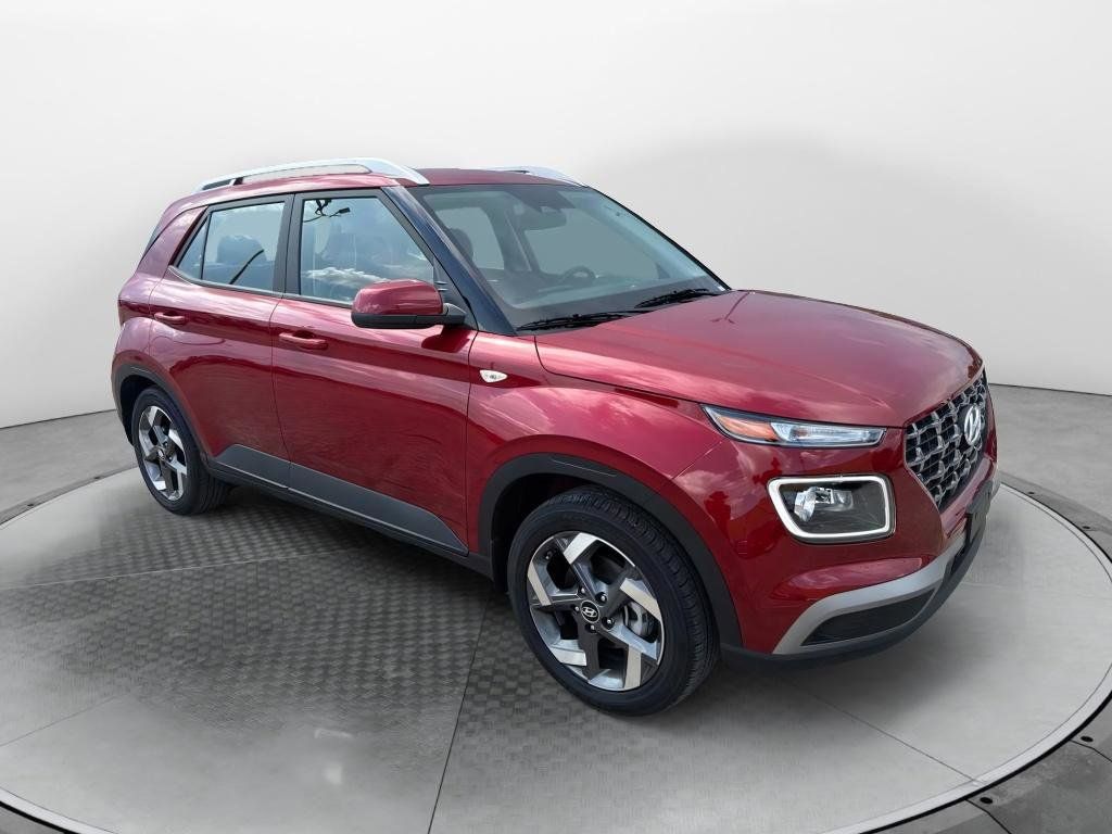2024 Hyundai Venue Limited's photo