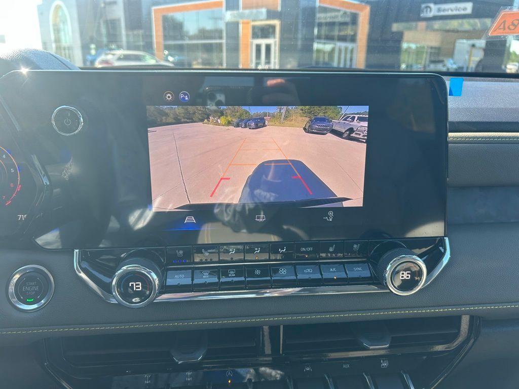 2026 Chevrolet Colorado ZR2 photo 3