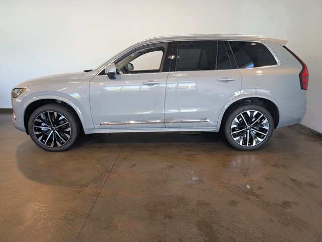 2026 Volvo XC90 photo 3
