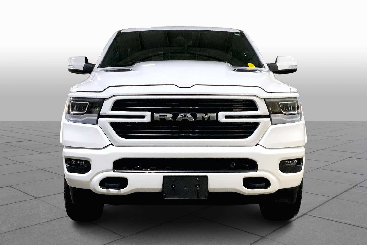2022 Ram 1500 Laramie photo 3