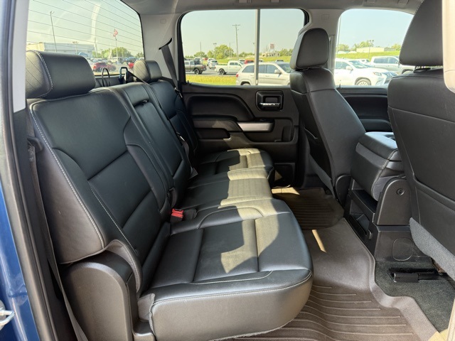 2018 Chevrolet Silverado 1500 LT photo 11