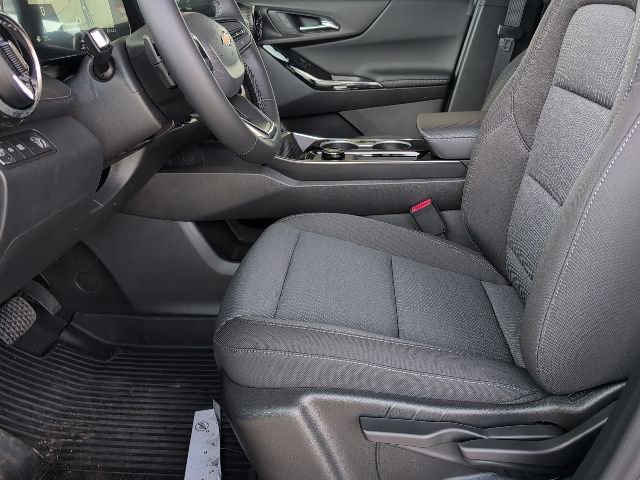 2026 Chevrolet Equinox LT photo 10