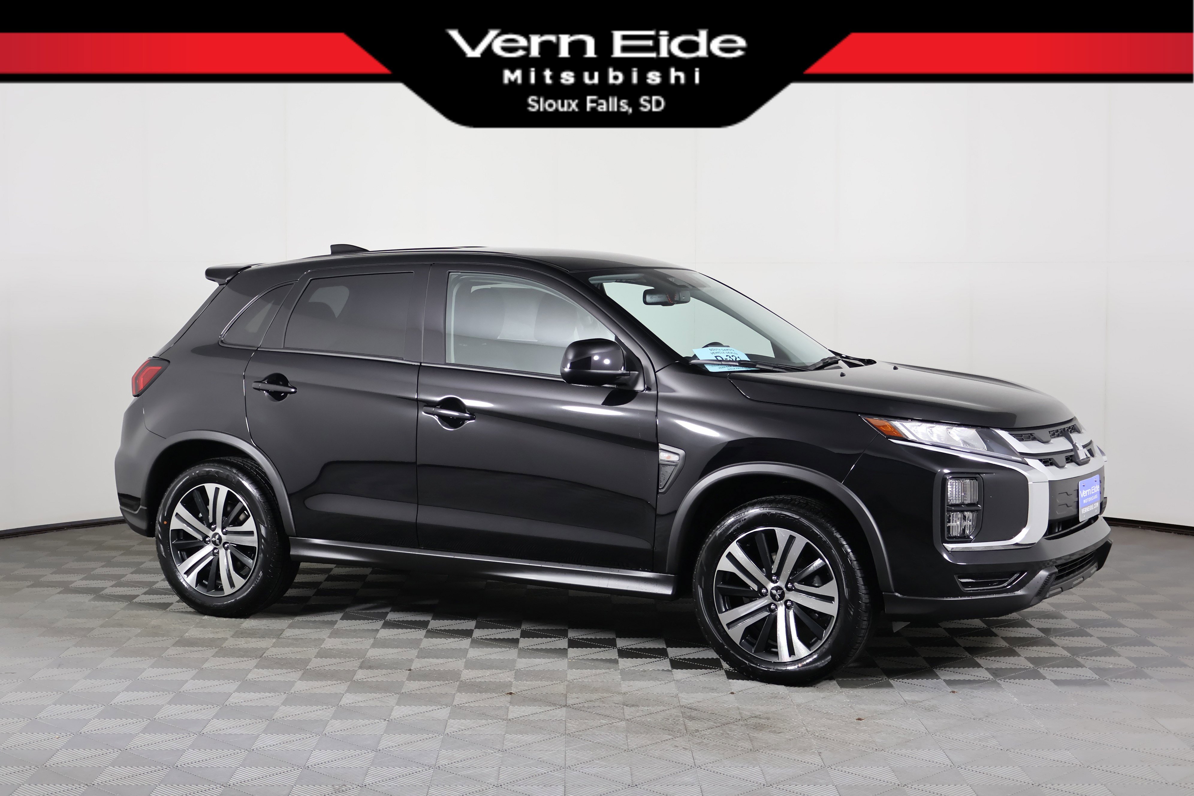 2026 Mitsubishi Outlander Sport ES's photo