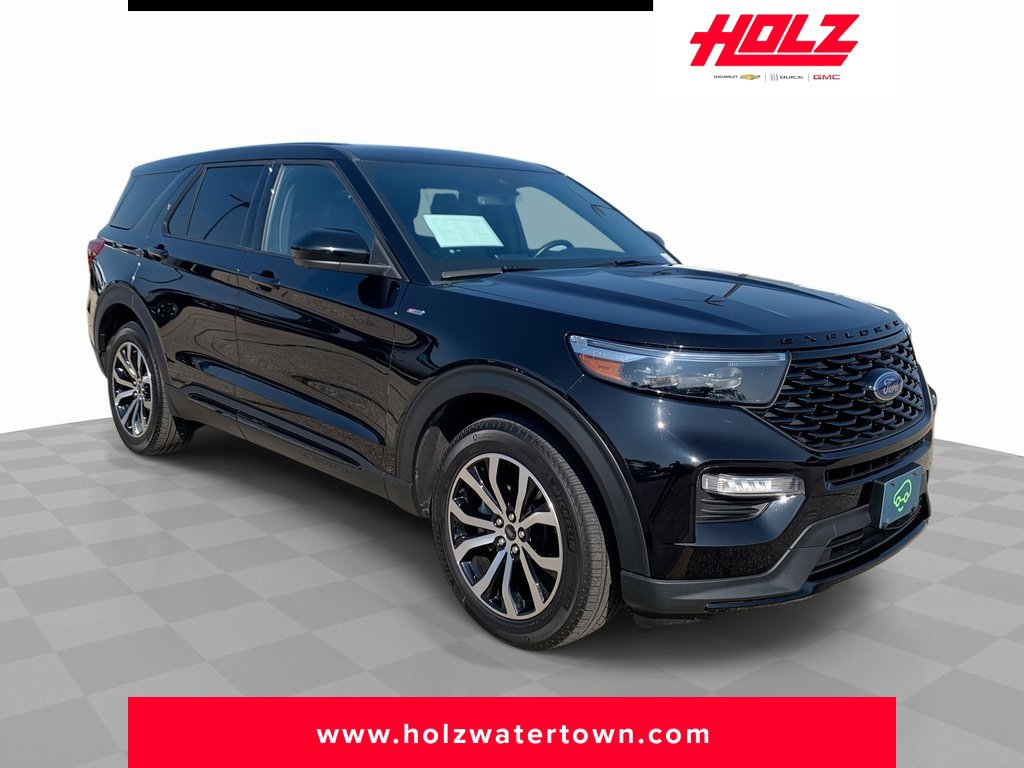2022 Ford Explorer ST Line's photo