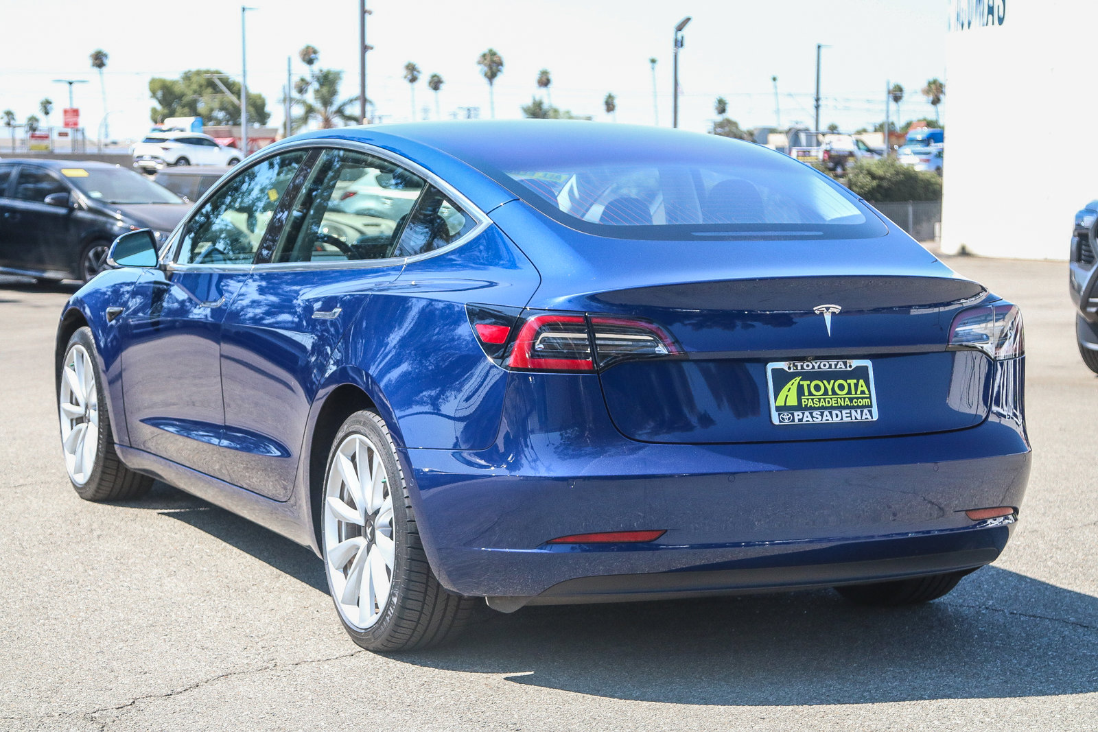 2018 Tesla Model 3 Long Range photo 8