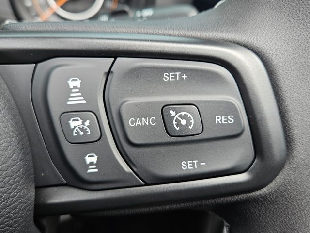 2025 Jeep Wrangler Rubicon photo 18