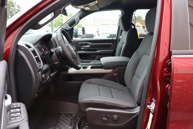 2026 Ram 1500 Big Horn photo 9