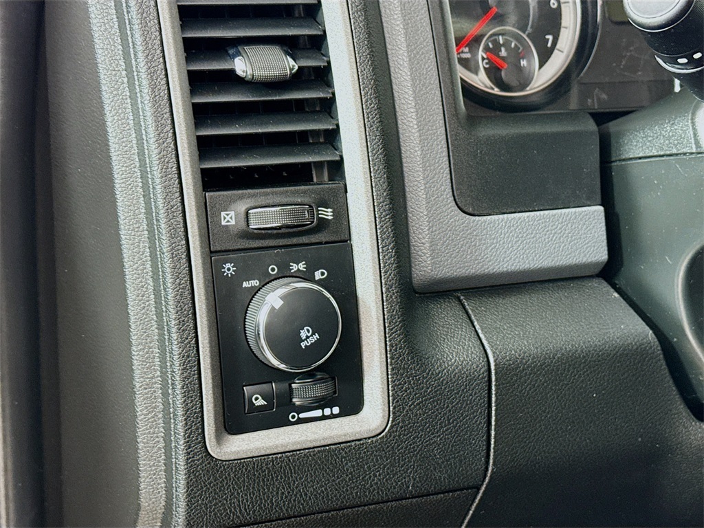 2019 Ram 1500 Classic Tradesman photo 10