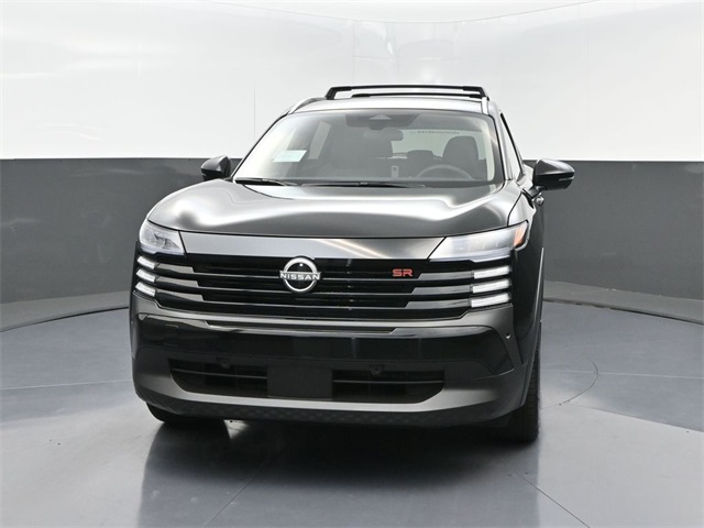 2025 Nissan Kicks SR photo 2