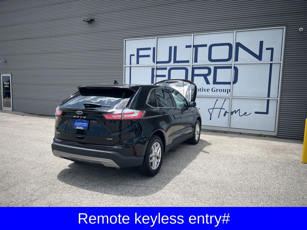 2023 Ford Edge SEL photo 4