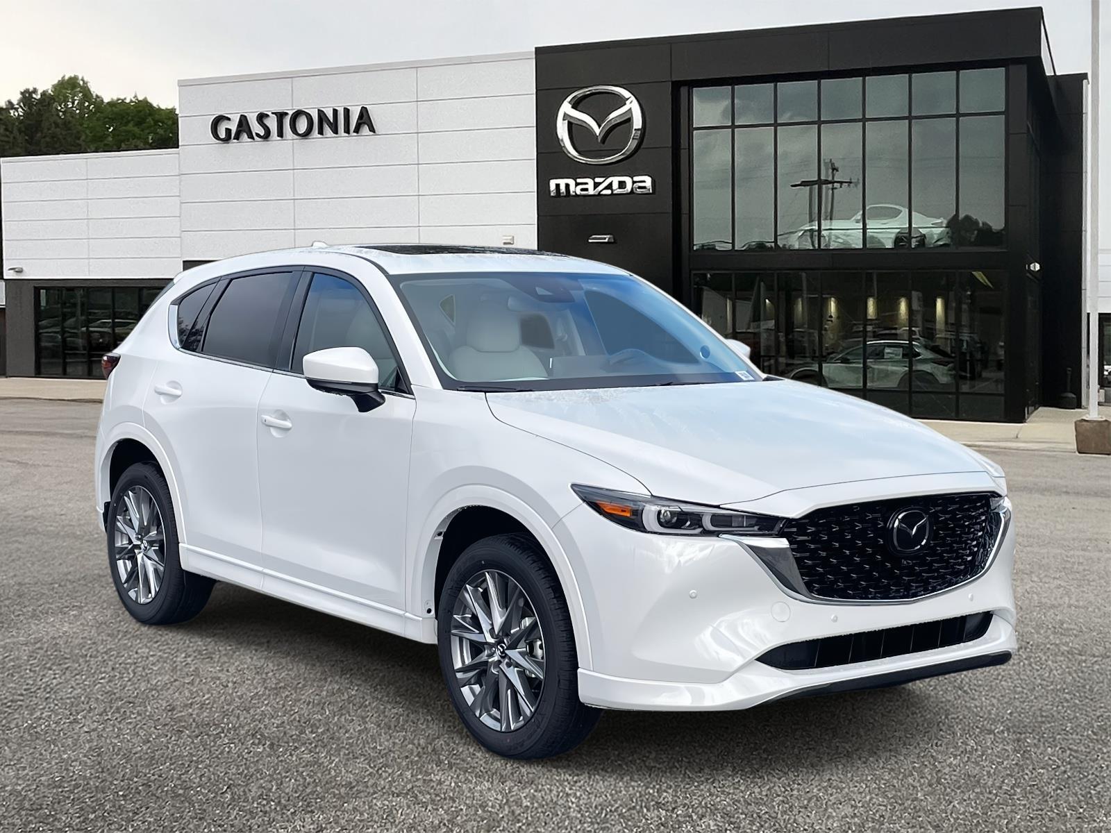 2025 Mazda CX-5 S Premium Plus package's photo