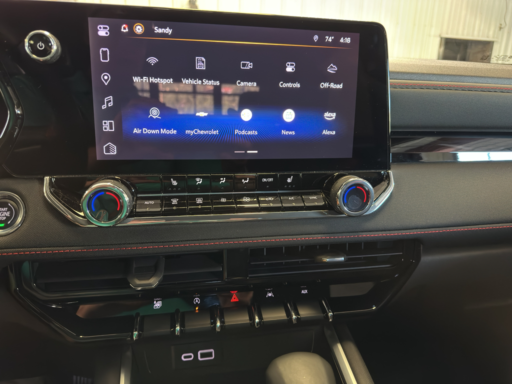 2023 Chevrolet Colorado Z71 photo 12