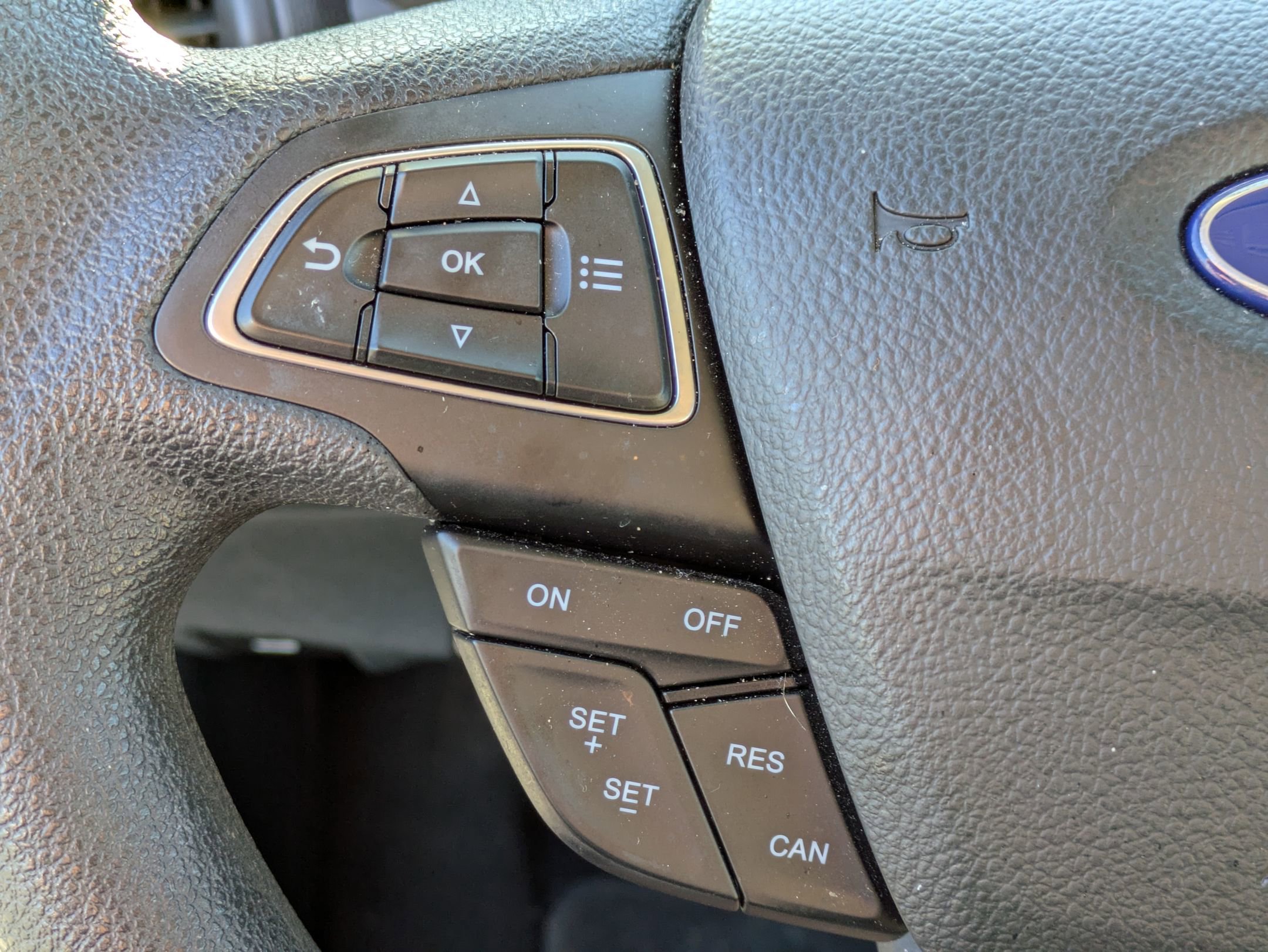 2021 Ford EcoSport S photo 12