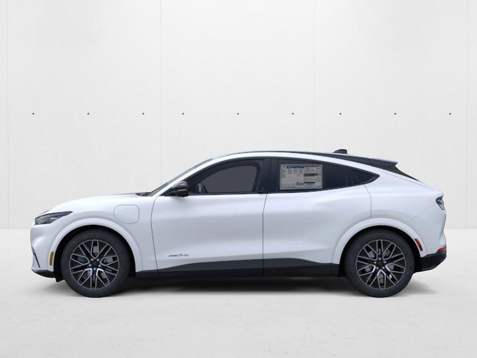 2025 Ford Mustang Mach-E Premium photo 2