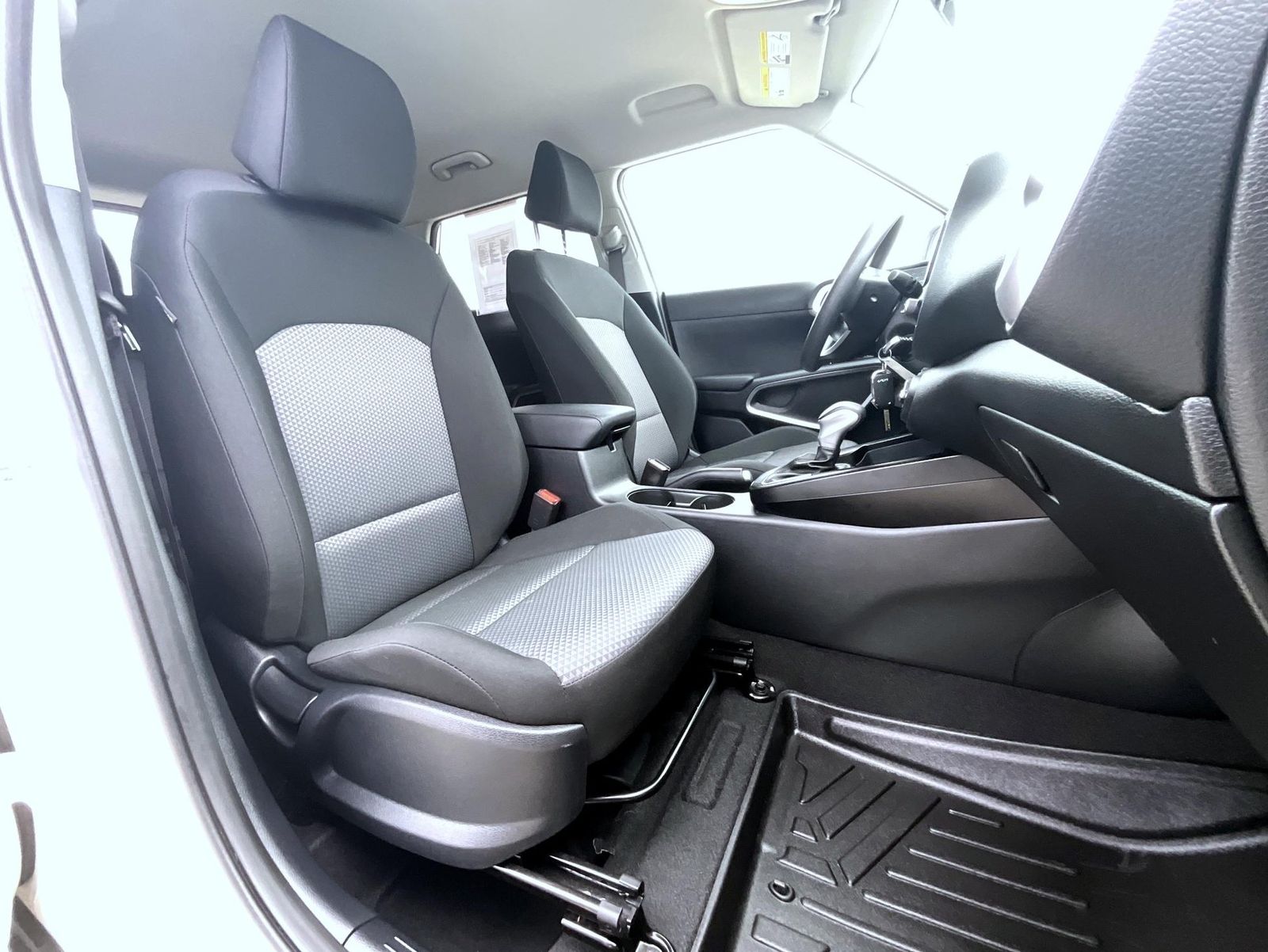2022 Kia Soul LX photo 16