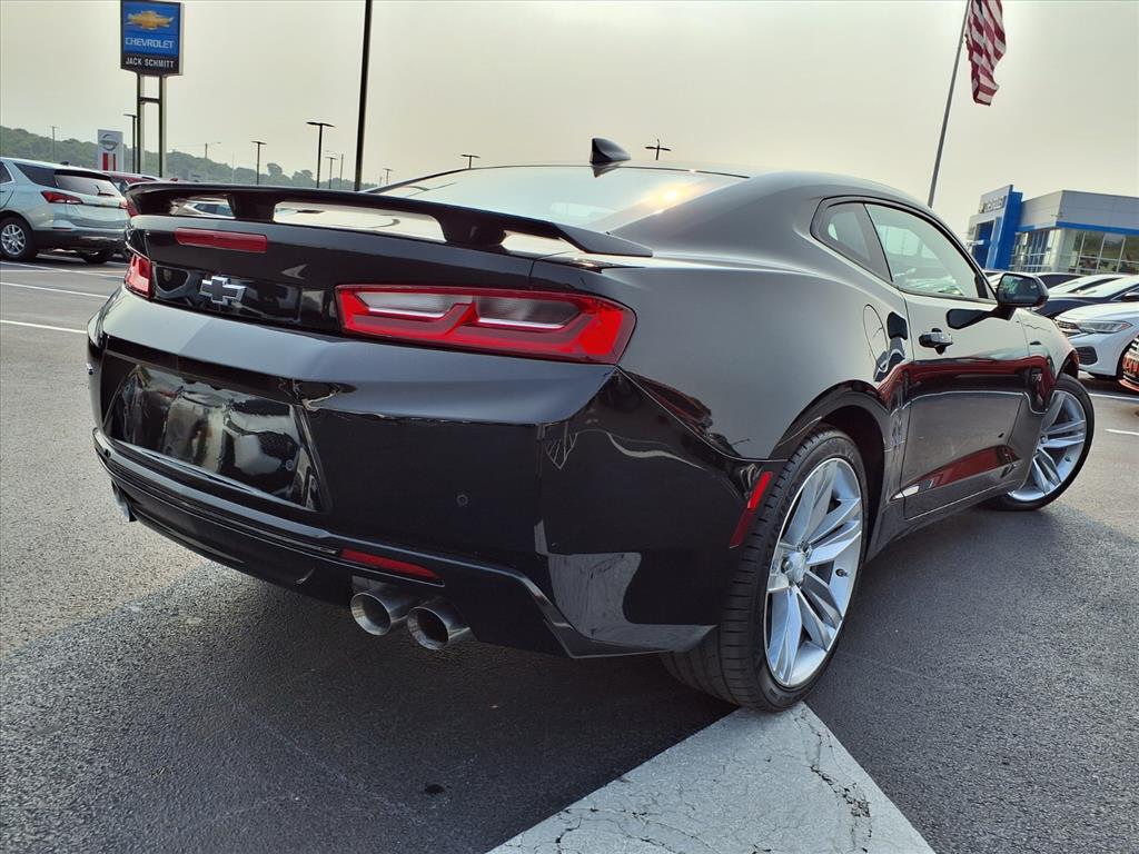 2016 Chevrolet Camaro SS photo 30