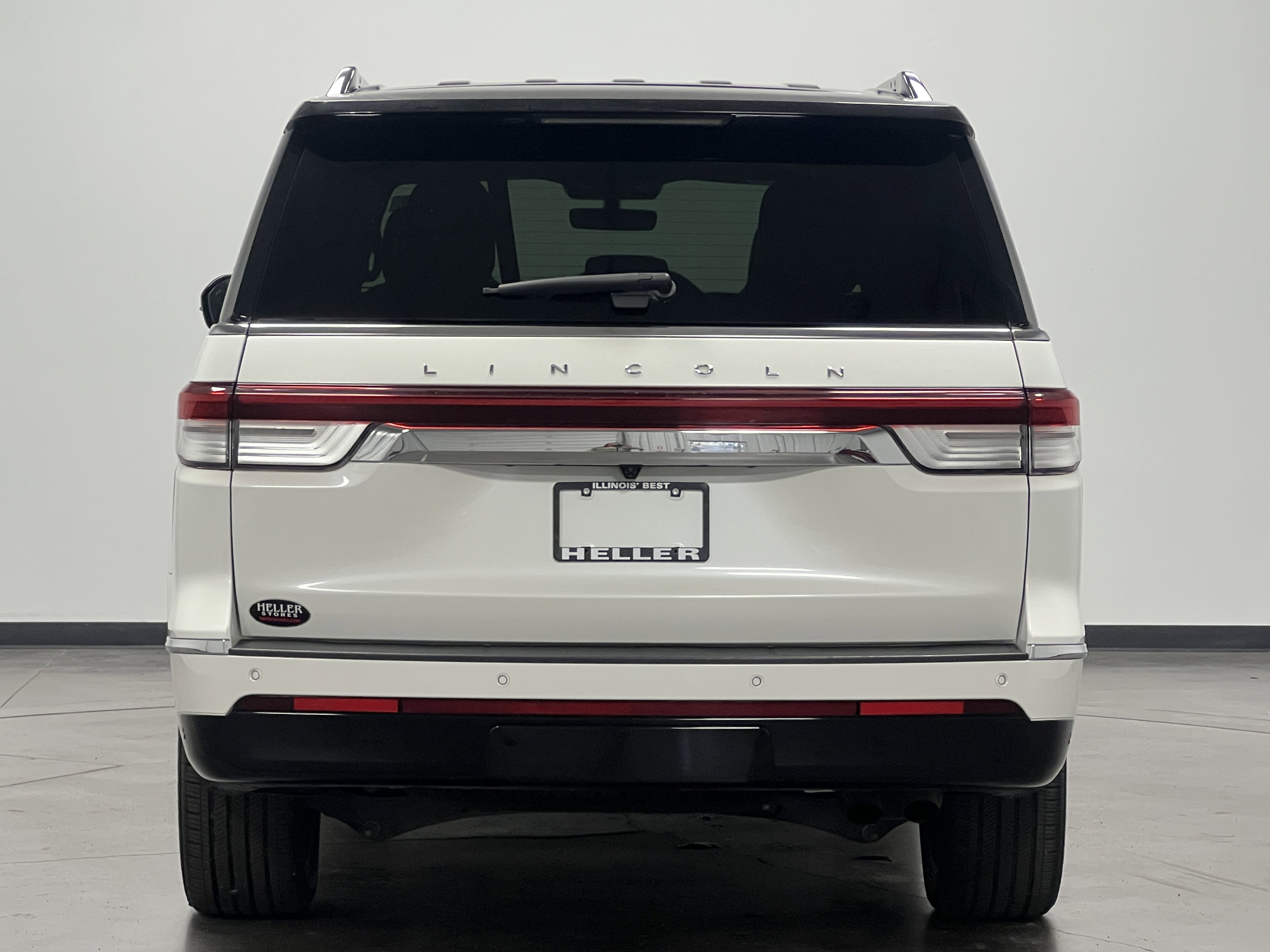 2022 Lincoln Navigator L Reserve photo 4